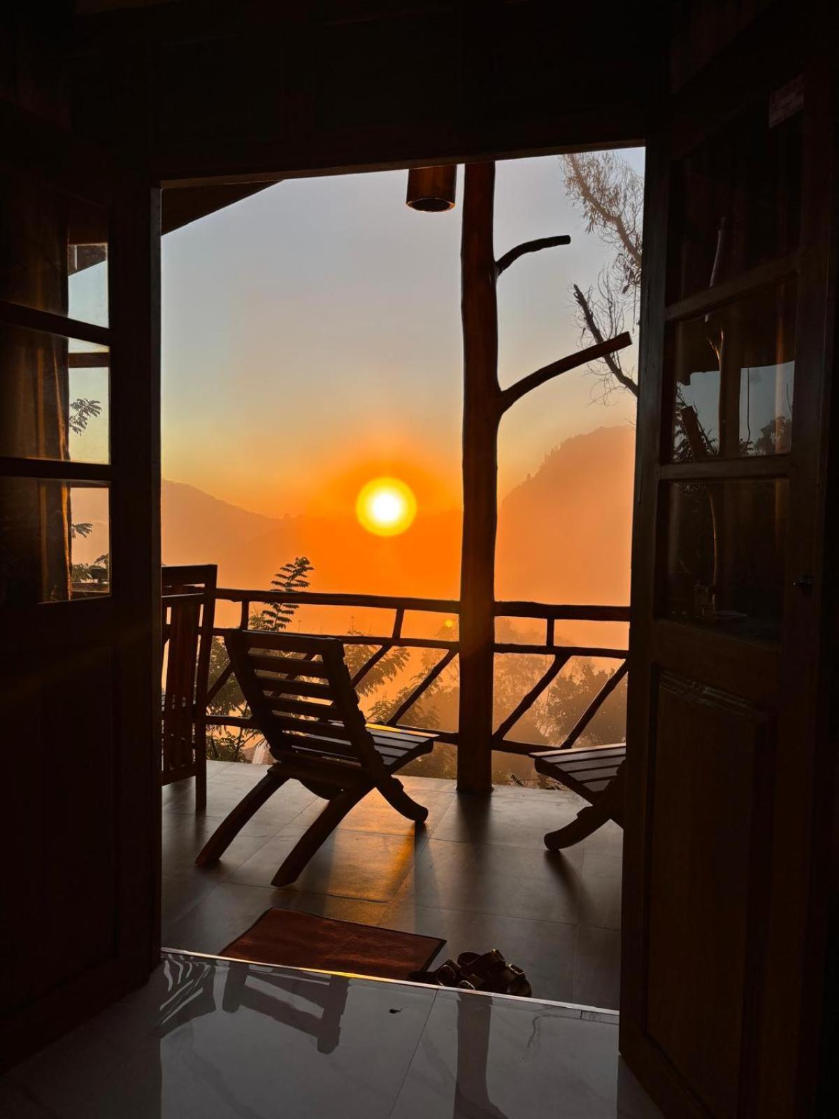 Sunlit Cottage Ella Ngoại thất bức ảnh