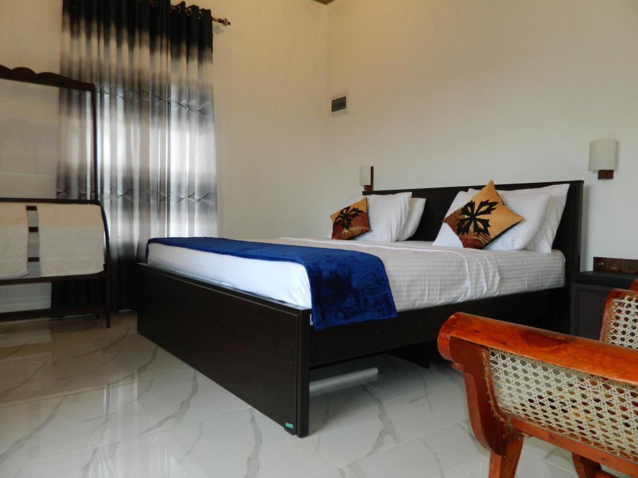 Sunlit Cottage Ella Ngoại thất bức ảnh
